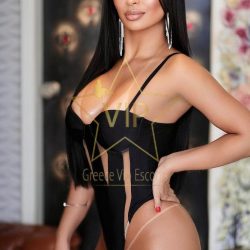 ESCORTS-ATHENS-GIRL-TORI-BRUNETTE-ESCORTS-09