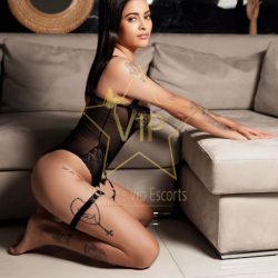 ESCORT-ATHENS-MOON-SEXY-SKINNY-GIRL-LATIN-1